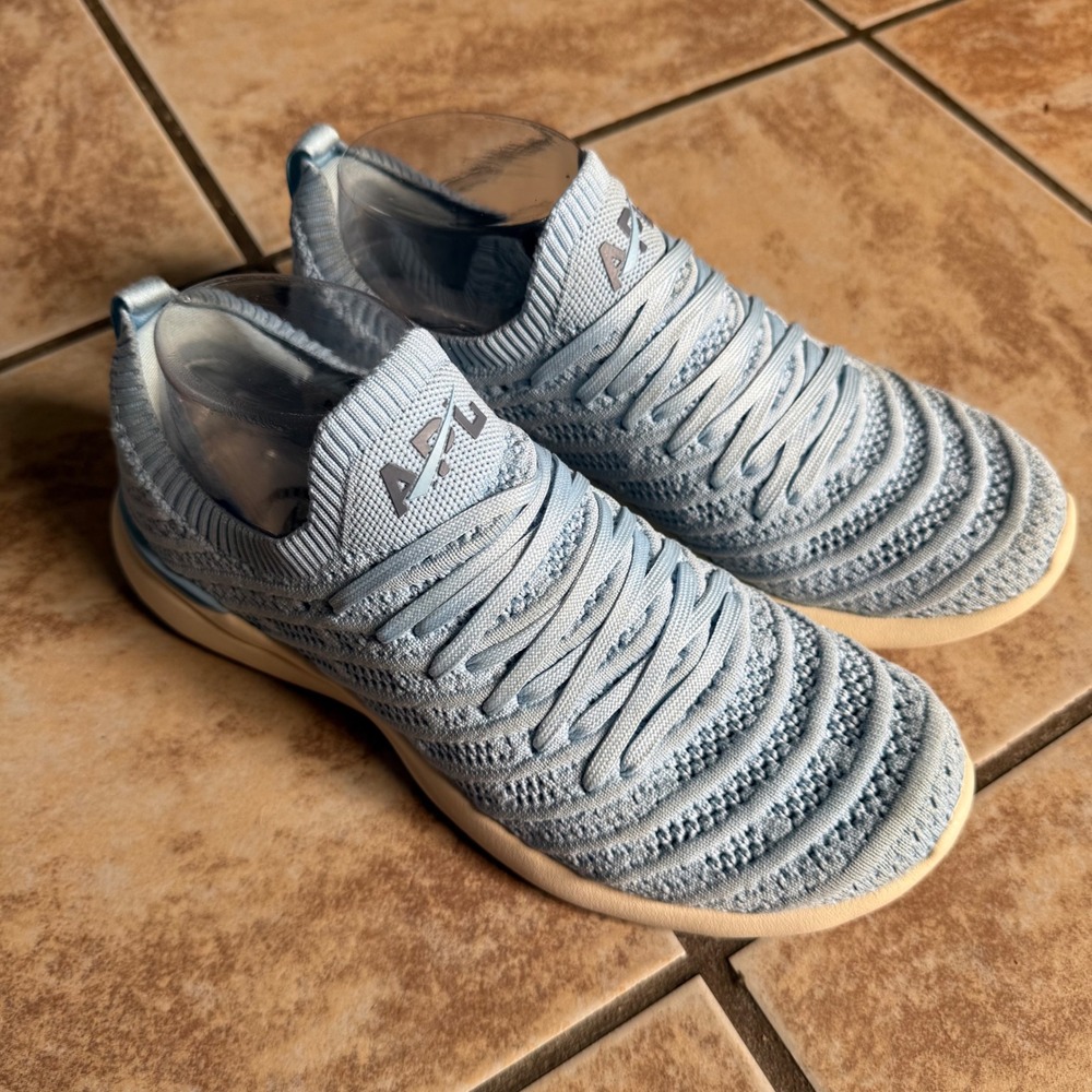 APL Athletic Propulsion Labs Techloom Wave Sneaker Size 7.5 Icy Blue Athletic - Picture 2 of 8